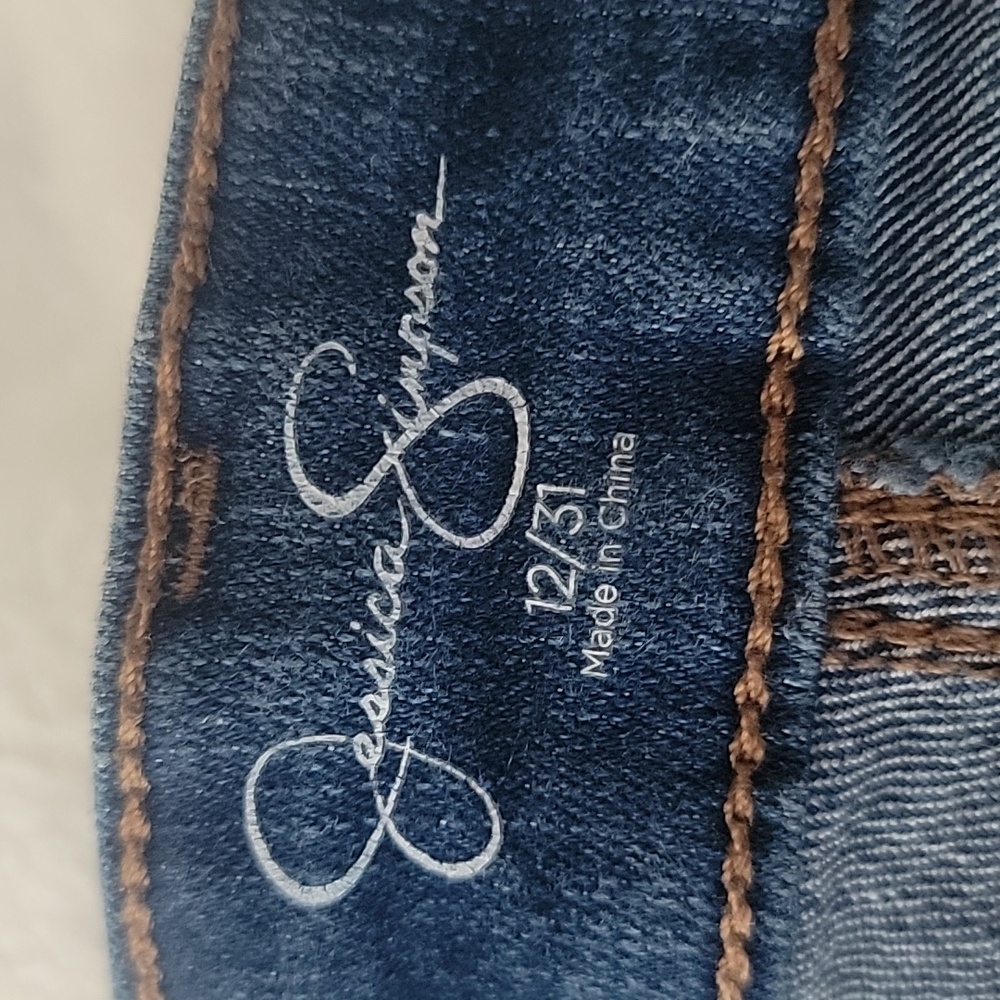 Jessica Simpson Blue Jean Shorts Size 12 / 31 - Picture 7 of 7